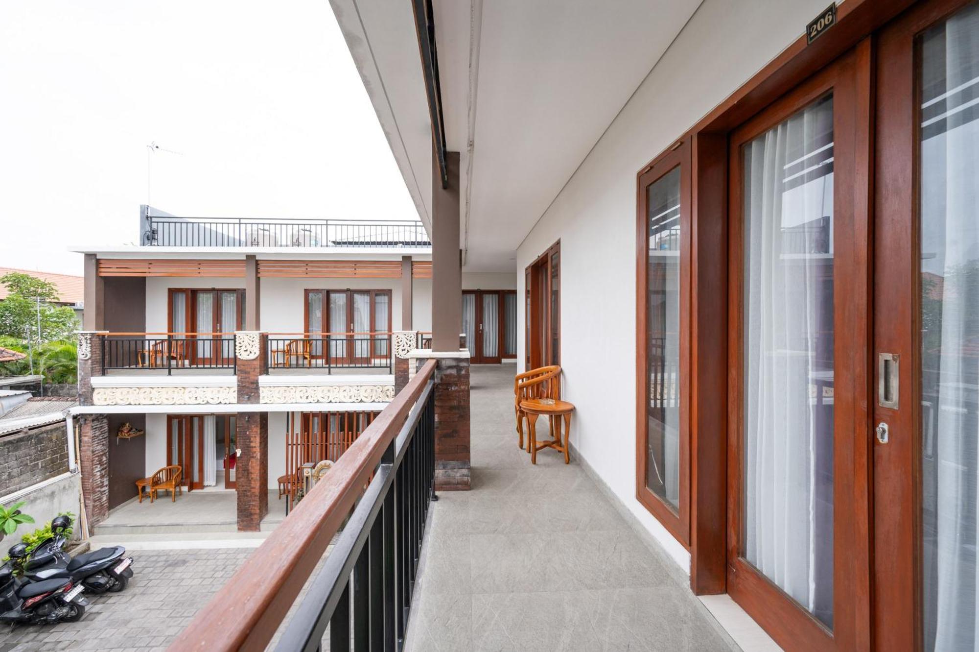Reddoorz Plus At Yasa'S Living Denpasar Sanur Екстериор снимка