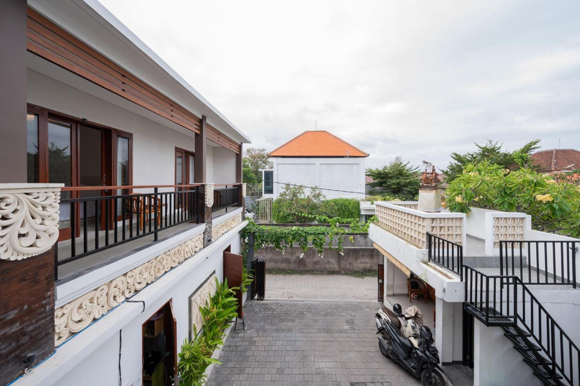 Reddoorz Plus At Yasa'S Living Denpasar Sanur Екстериор снимка