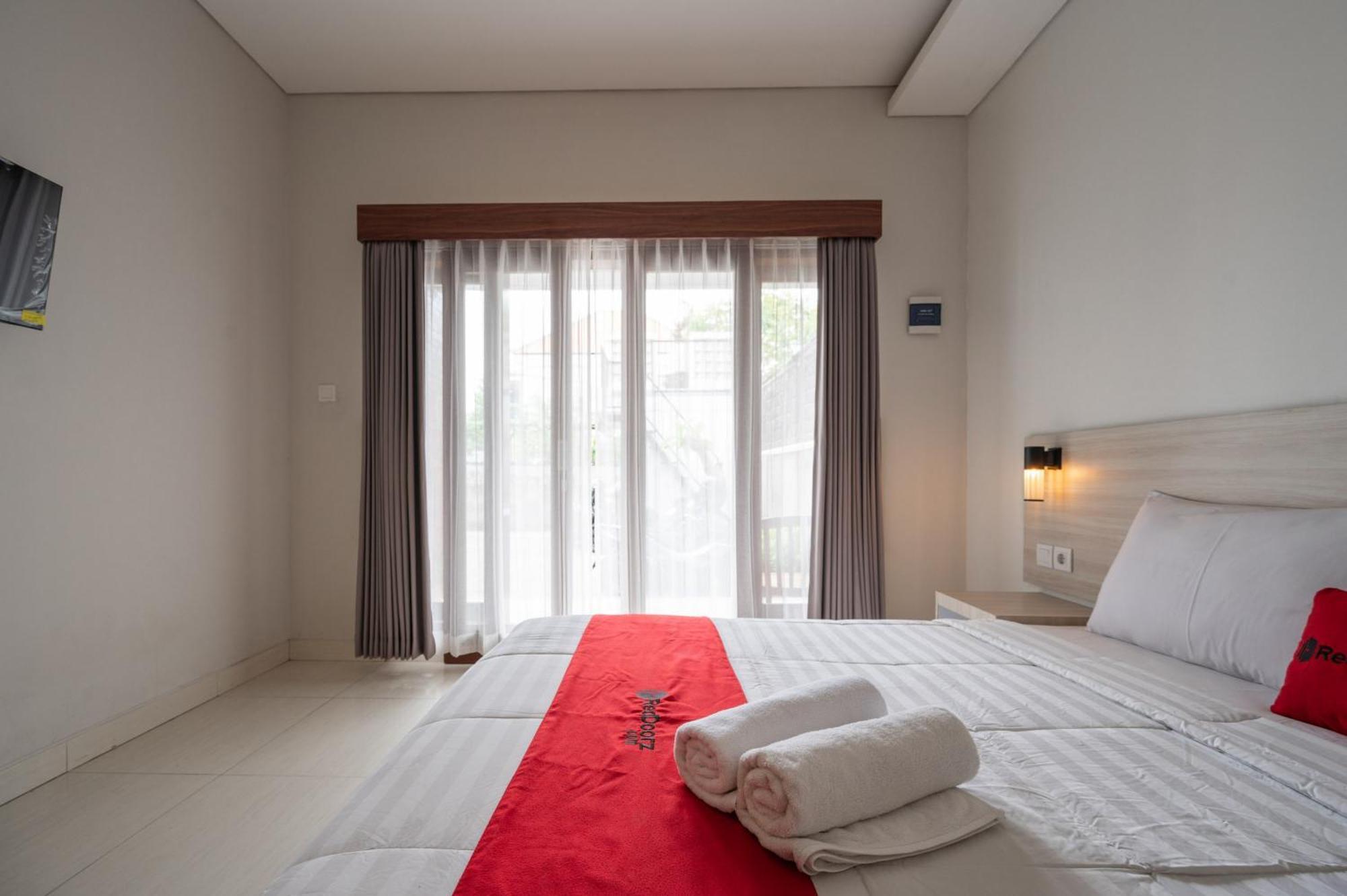 Reddoorz Plus At Yasa'S Living Denpasar Sanur Екстериор снимка