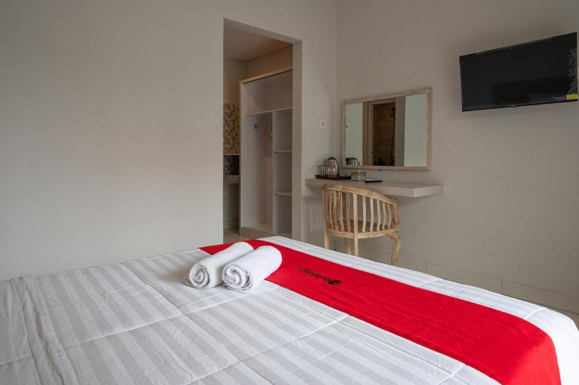 Reddoorz Plus At Yasa'S Living Denpasar Sanur Екстериор снимка