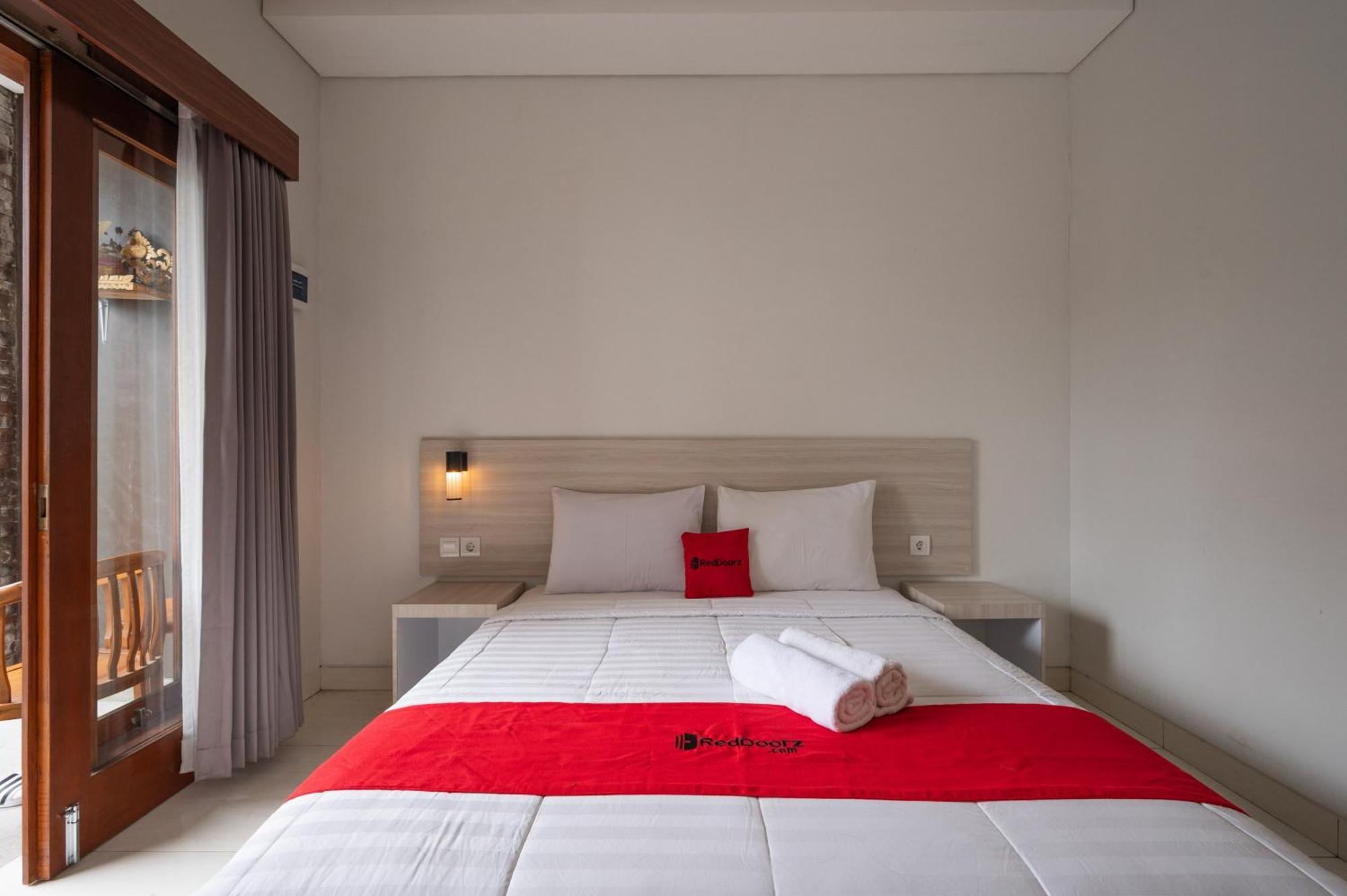 Reddoorz Plus At Yasa'S Living Denpasar Sanur Екстериор снимка